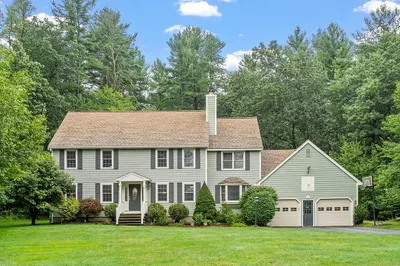 12 Village View Rd 1