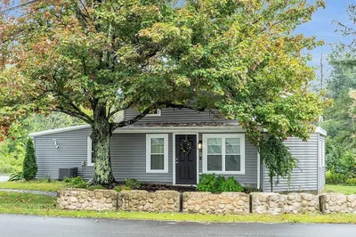 4 Townsend Harbor Rd