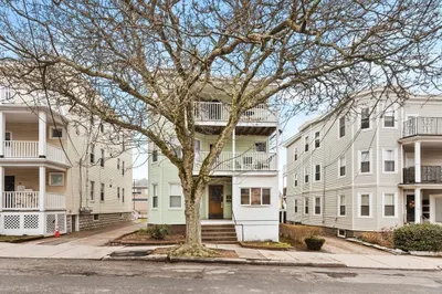 90 Conwell Ave 1