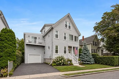 15-17 Eaton St #3 1