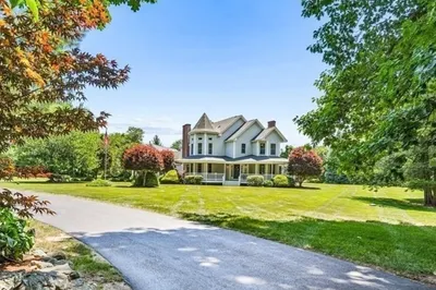 7 King James Drive