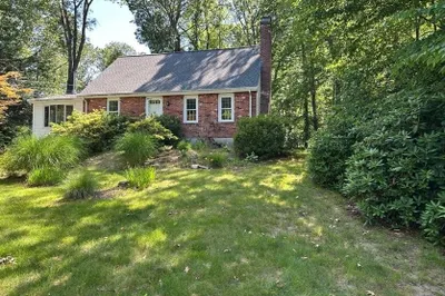30 Haskell St