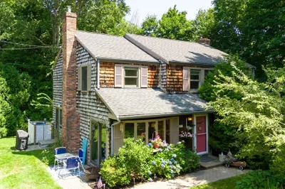 47 Mohawk Dr