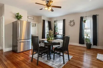 1037 Cove Road #1