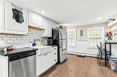 121 Franklin Street #2 1