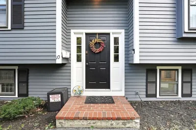 10 Fairview St 1