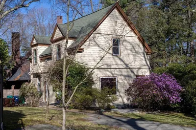 9 Grove Hill Ave 1