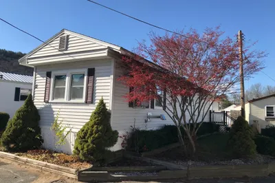 268 Palmer Rd #11 1