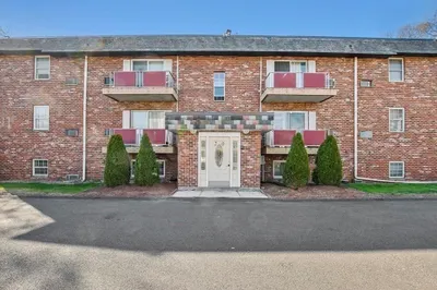 20 Skyline Dr #2