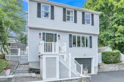 25 Burlington St