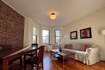 52 Charlesgate E #174 1