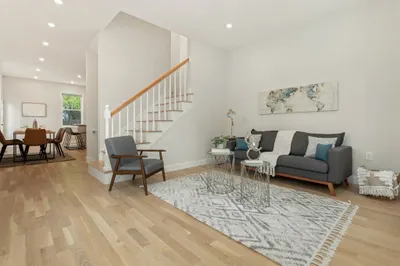83 North St #83