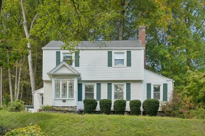 34 Saint Elmo Road 1