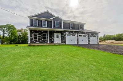 350 Parker St 1