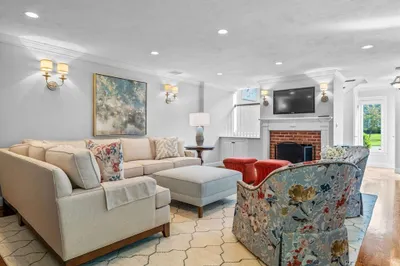 4 Farmer Road #4 1