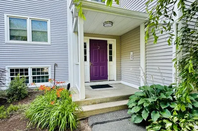 44 Evergreen Road #305 1