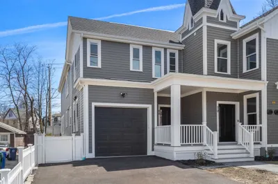68 Hartford St #1 1