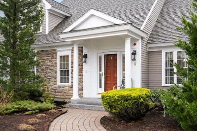 2 Caldwell Farm Rd #2