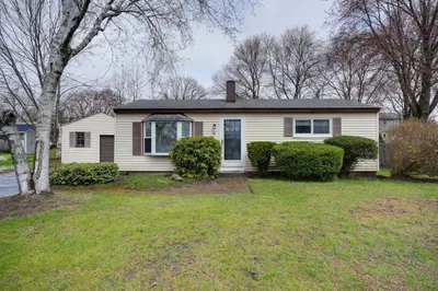 8 Dorothy Ave 1