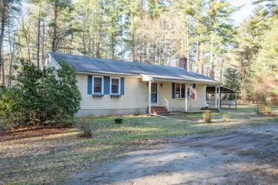14 Loon Pond Road 1