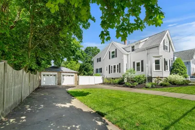 2 Swains Pond Ave 1