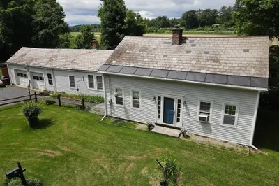 142 W Northfield Rd