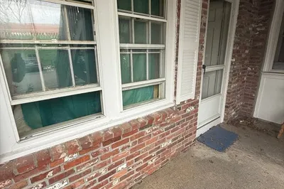 371 Main St #1