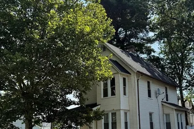 100 Keith St