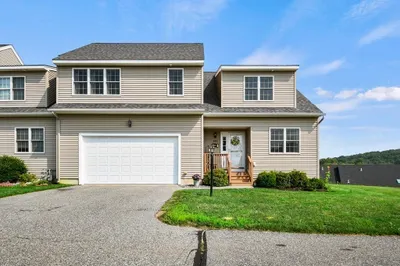 148 Ariel Cir #148 1