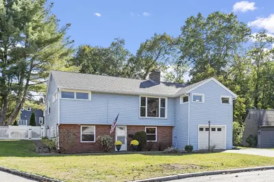 33 Mount Hood Terrace