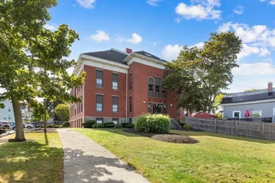 181 North St #213 1