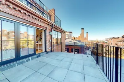 83 Mount Vernon St #3