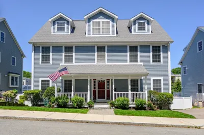 110 Pierce Ave