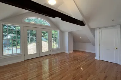 10 Deerfield Ave #2