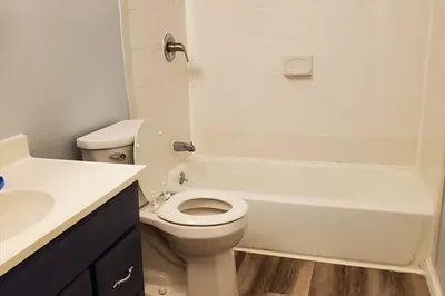 2 Tara Dr #2