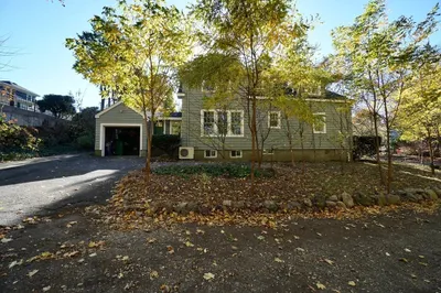 2 Thaxter Road