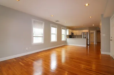 40 Middle St #2