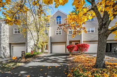 23 Thayer Pond Drive #6 1
