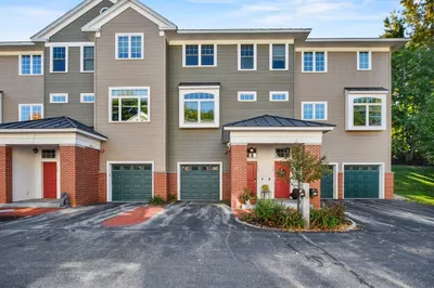 122 Riverwalk Way #122
