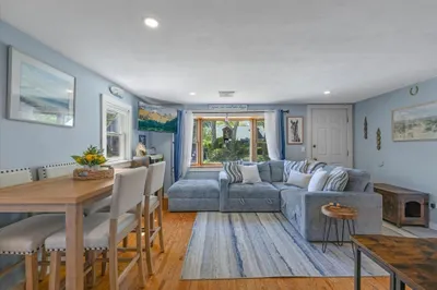 64 Handy Rd