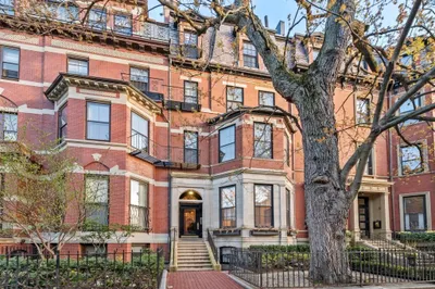 88 Marlborough St #1