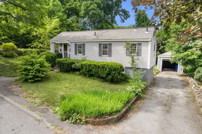 40 Fairfield St