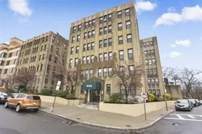 1666 Commonwealth Ave #25