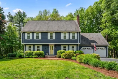 79 Medway St