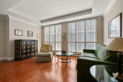 300 Boylston St #610 1