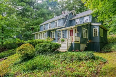 11 Wachusett Dr 1