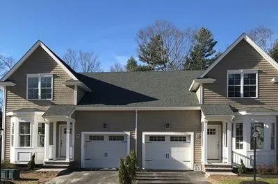 37 Acorn Place #37 1
