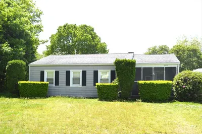 1043 Read St 1