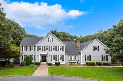 10 Rosewood Drive 1
