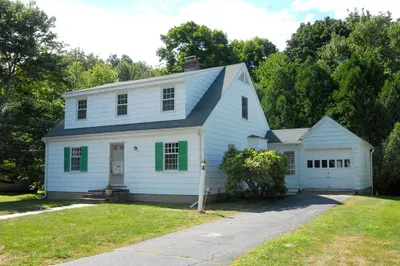 3 Sherburne Rd 1